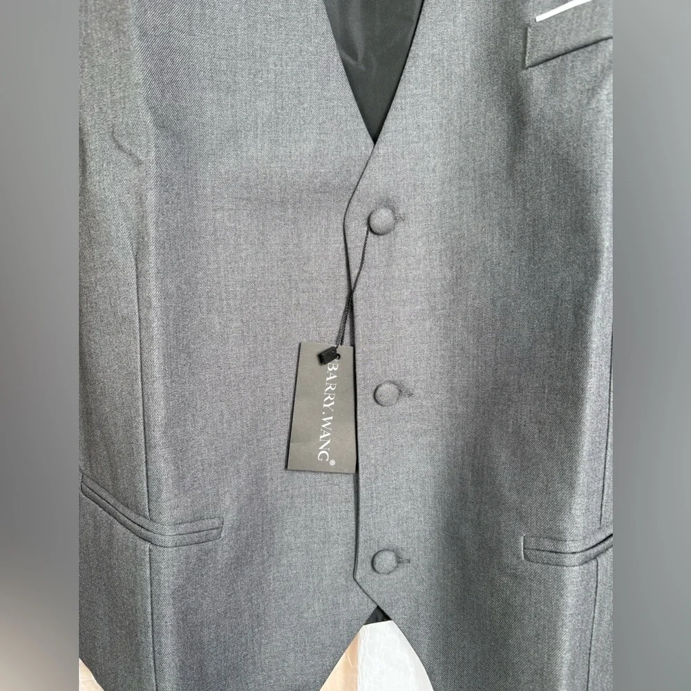 NWT Barry.Wang Vest